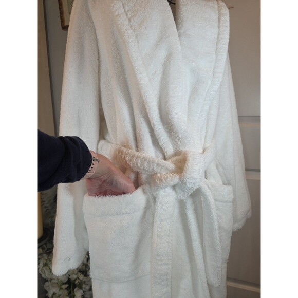 White Women's Robe - Picture 4 of 10